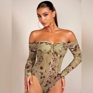 * Brand New * Floral Off-Shoulder Bodysuit / Size XS